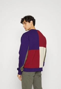 Großhandel 😉 Karl Kani UNISEX SMALL SIGNATURE BLOCK CREW - Sweatshirt - Lilac 🌟 -Karl Kani Verkäufe bae906b34acd464bb7c0ba3dfe8ba8ef