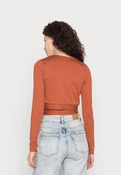 Am billigsten ❤️ Karl Kani SMALL SIGNATURE SHORT RUST - Langarmshirt - Rust, Damen ❤️ 7 Am billigsten ❤️ Karl Kani SMALL SIGNATURE SHORT RUST - Langarmshirt - Rust, Damen ❤️ -Karl Kani Verkäufe bc1e7a4f784546a7a3ee59489ef8ff5c