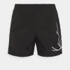 Beste Bewertungen von 🥰 Karl Kani SIGNATURE BOARD - Badeshorts - Black, Herren ✨