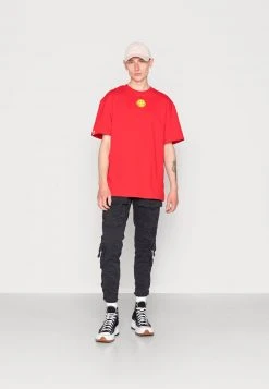 Beste Bewertungen von 👏 KARL KANI X SMILEY® SMALL SIGNATURE TEE UNISEX - T-Shirt Basic - Red 🛒 -Karl Kani Verkäufe c36056bee13b4c608388a9654c1efdd1