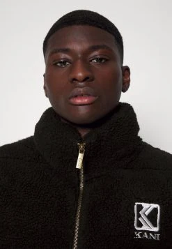 Top 10 ✔️ Karl Kani RETRO PUFFER JACKET UNISEX - Winterjacke - Black 🌟 -Karl Kani Verkäufe c581fe73513c4c2586ce468b3b93b19f