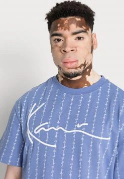 Angebote 😉 Karl Kani SIGNATURE LOGO PINSTRIPE TEE BLUE UNISEX - T-Shirt Print - Blue ⌛ 9 Angebote 😉 Karl Kani SIGNATURE LOGO PINSTRIPE TEE BLUE UNISEX - T-Shirt Print - Blue ⌛ -Karl Kani Verkäufe d3bd8cbd5ae14f81b9ddfe7f11d9f08f