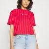 Budget ✔️ Karl Kani SMALL SIGNATURE SHORT PINSTRIPE TEE - T-Shirt Print - Red, Damen ✔️