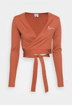 Am billigsten ❤️ Karl Kani SMALL SIGNATURE SHORT RUST - Langarmshirt - Rust, Damen ❤️ 8 Am billigsten ❤️ Karl Kani SMALL SIGNATURE SHORT RUST - Langarmshirt - Rust, Damen ❤️ -Karl Kani Verkäufe d61c434320b849d5ba3e10ddbde06038
