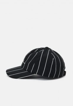 Bestes Angebot 🎁 Karl Kani SIGNATURE PINSTRIPE UNISEX - Cap - Black 🎁 -Karl Kani Verkäufe da1730ee80184b1c82f35d6091a36e03
