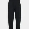Bestes Angebot ✔️ Karl Kani SMALL SIGNATURE UNISEX - Jogginghose - Black ⭐ -Karl Kani Verkäufe ddd025314009434daa52b9c7cdd15334