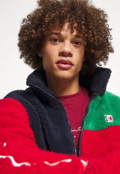 Top 10 🧨 Karl Kani SMALL SIGNATURE TEE UNISEX - T-Shirt Basic - Dark Red ⭐ -Karl Kani Verkäufe dfb67cdb3a114bb380811be9b5021f47