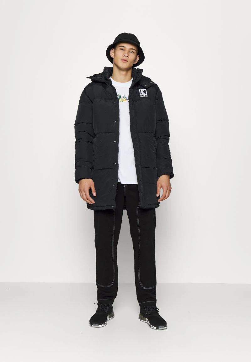 Angebote ⌛ Karl Kani LONG HOODED PUFFER JACKET UNISEX - Wintermantel - Black 🔔 2 Angebote ⌛ Karl Kani LONG HOODED PUFFER JACKET UNISEX - Wintermantel - Black 🔔 – Bild 2