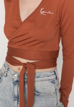 Am billigsten ❤️ Karl Kani SMALL SIGNATURE SHORT RUST - Langarmshirt - Rust, Damen ❤️ 9 Am billigsten ❤️ Karl Kani SMALL SIGNATURE SHORT RUST - Langarmshirt - Rust, Damen ❤️ -Karl Kani Verkäufe e6d526224fc84ea5982afed95faeab17