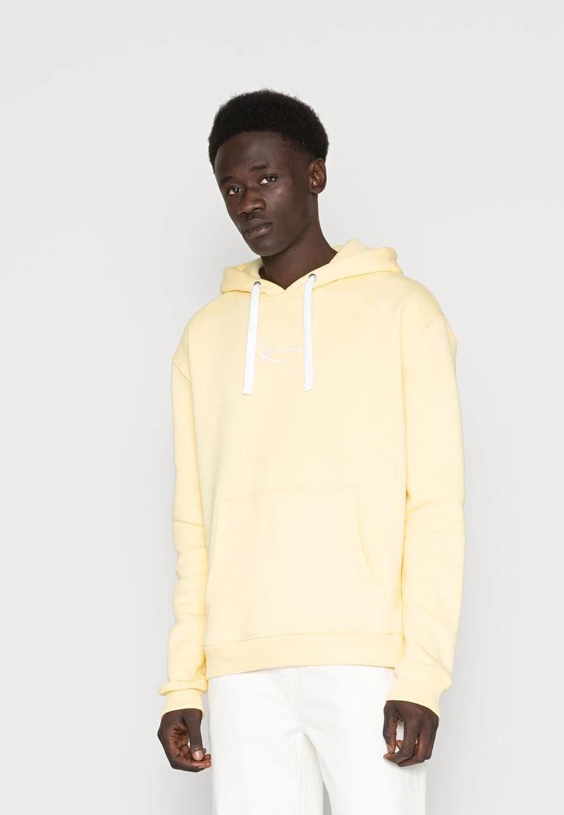 Auslauf 🤩 Karl Kani SMALL SIGNATURE ESSENTIAL HOODIE UNISEX - Kapuzenpullover - Light Yellow ❤️ 1 Auslauf 🤩 Karl Kani SMALL SIGNATURE ESSENTIAL HOODIE UNISEX - Kapuzenpullover - Light Yellow ❤️