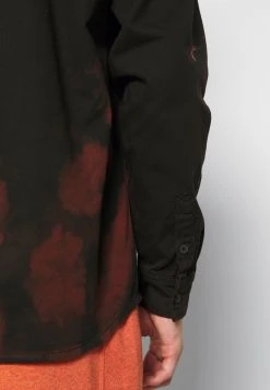 Großhandel ✔️ Karl Kani SMALL SIGNATURE BLEACHED 🎁 SHIRT - Hemd - Black, Herren 👏 -Karl Kani Verkäufe f0b142dc93f14a0680e44fce45c21254