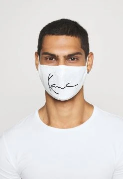 Bester Verkauf ⌛ Karl Kani SIGNATURE FACE MASK - Stoffmaske - White, Unisex 🤩 -Karl Kani Verkäufe f2010dc5dc7d4c9da3000308881f091d