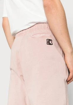 Brandneu 👏 Karl Kani SMALL SIGNATURE PANTS UNISEX - Jogginghose - Rose ✔️ -Karl Kani Verkäufe f299150f035e4a40a449b4b42a2d7607