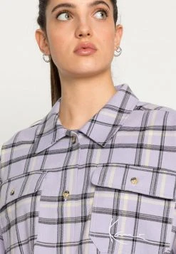 Schlussverkauf 👍 Karl Kani CHEST SIGNATURE SHORT CHECK - Leichte Jacke - Purple, Damen 👏 9 Schlussverkauf 👍 Karl Kani CHEST SIGNATURE SHORT CHECK - Leichte Jacke - Purple, Damen 👏 -Karl Kani Verkäufe f9139ad7e99341d48d230b56ff786f5e