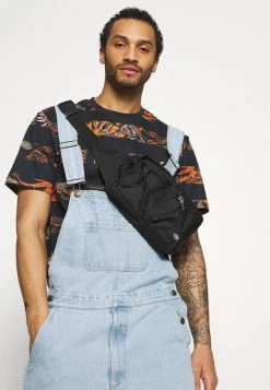 Blitzangebot ✔️ Karl Kani ORIGINALS DUNGAREE - Shorts - Light Blue, Herren 🤩 -Karl Kani Verkäufe f91db1b00c5946e3836c791f0371d753