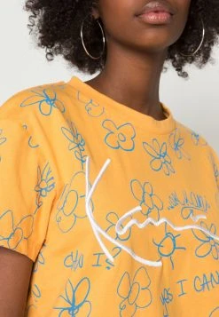 Bestes Angebot 🔔 Karl Kani SIGNATURE FLOWER TEE LIGHT - T-Shirt Print - Light Orange, Damen ⭐ -Karl Kani Verkäufe fbcecd8aee1248e69bf4c18ddf006672