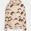 Coupon 🛒 Karl Kani SIGNATURE CAMO HOODIE - Sweatshirt - Sand, Herren 🌟